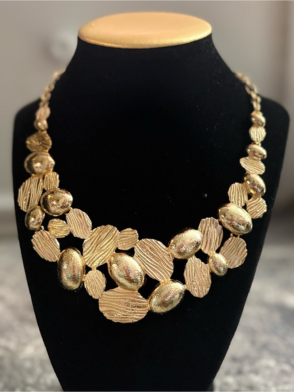 Vintage Gold Tone Necklace